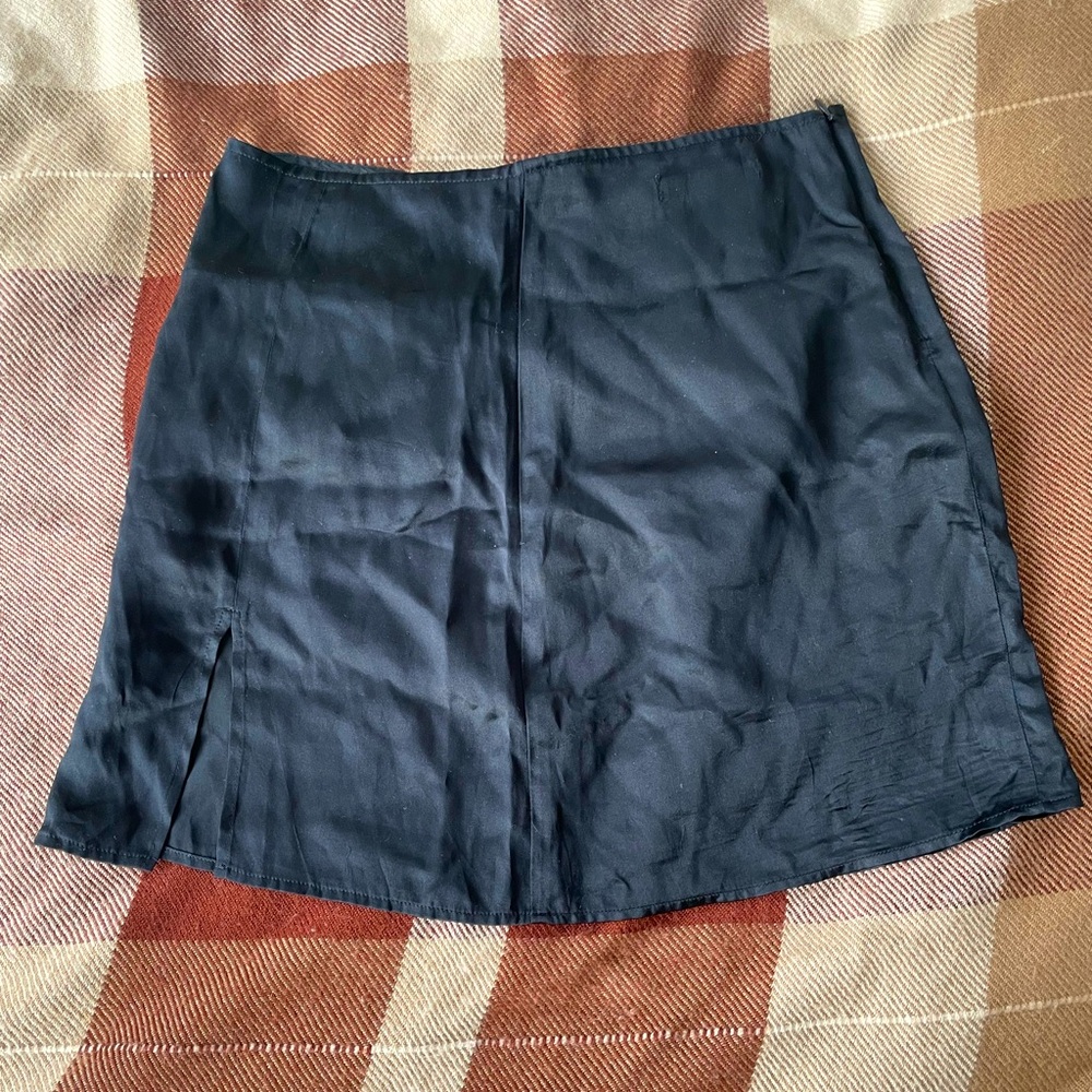 Black mini reformation skirt silk with slit
